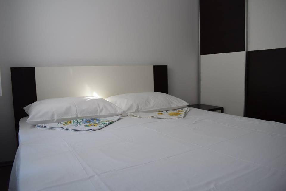 פג Apartmani Celjak מראה חיצוני תמונה