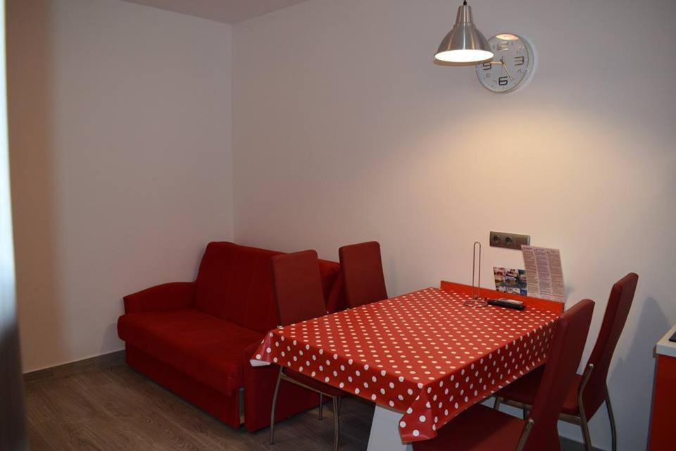 פג Apartmani Celjak מראה חיצוני תמונה