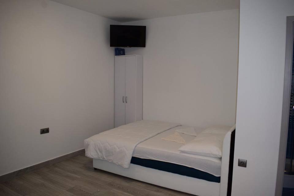 פג Apartmani Celjak מראה חיצוני תמונה